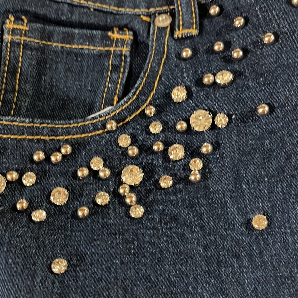 Distressed cutoffs with rhinestones NWT - Picture 3 of 7